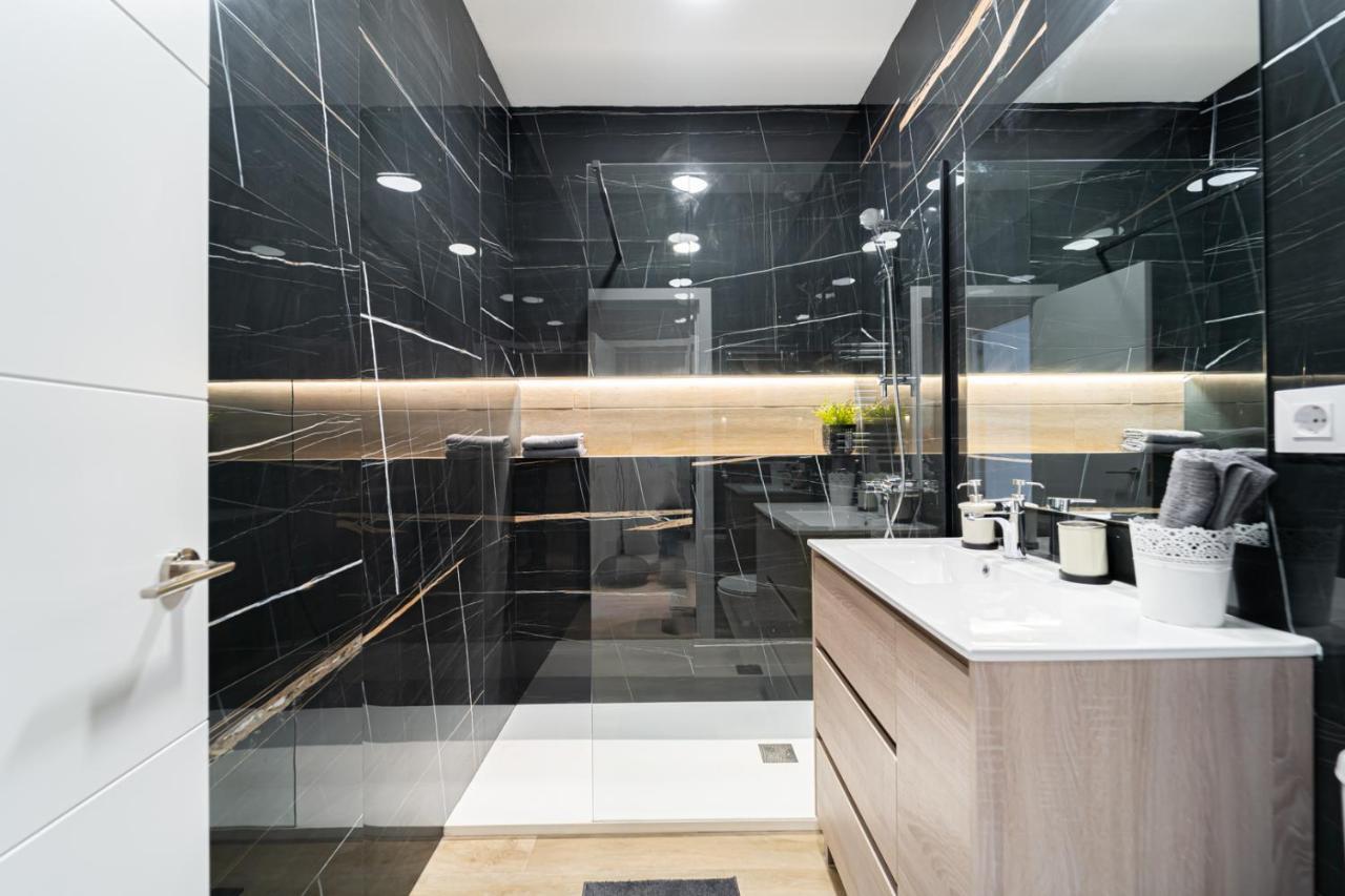 Edsam Madrid Apartments Black エクステリア 写真