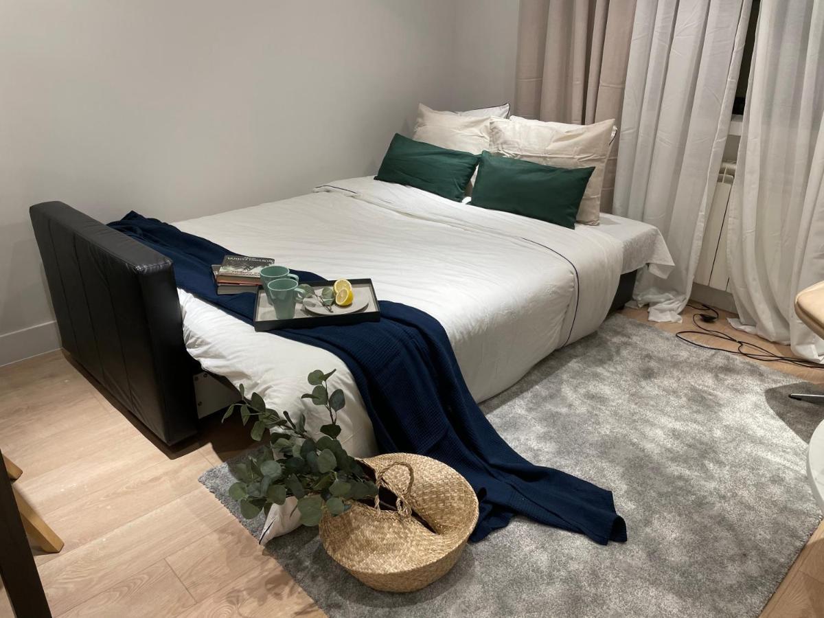 Edsam Madrid Apartments Black エクステリア 写真